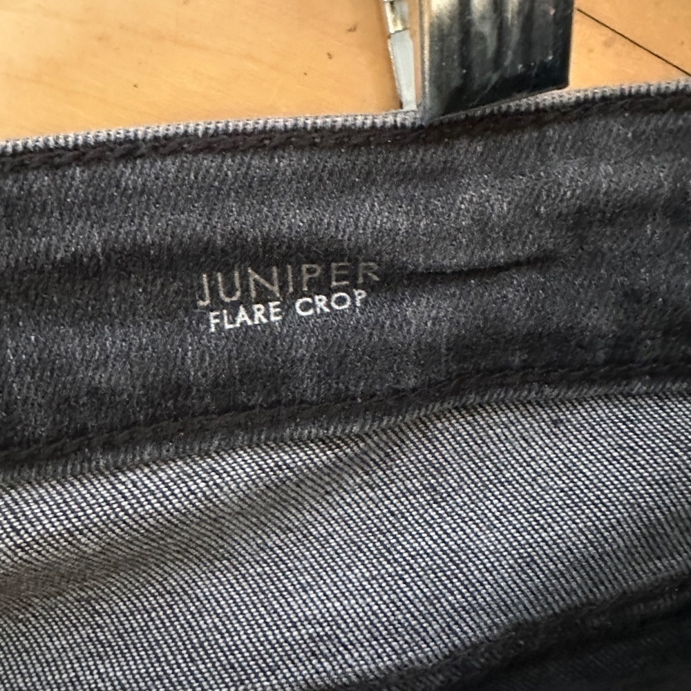 Anthropologie Fidelity Denim Juniper Flare Crop Shine Jean, 32. Pg1225 - Picture 10 of 11